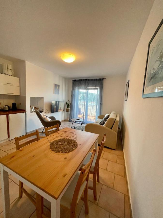 ילסה Apartment Frina I, Island Hvar מראה חיצוני תמונה